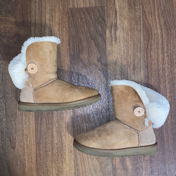 Ugg Bailey Button ll Li Boots - Picture 2 of 14